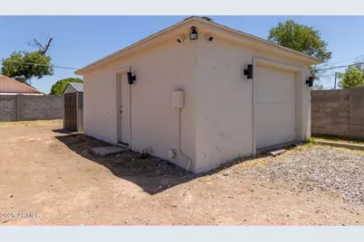 2615 N 29th Place, Phoenix, AZ 85008 - Photo 21