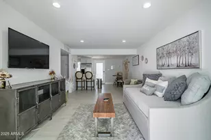 4351 N 36th St, Phoenix, AZ 85018 - Photo 19