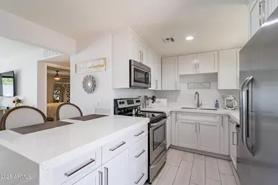 4351 N 36th Street #2, Phoenix, AZ 85018 - Photo 7