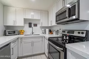 4351 N 36th St, Phoenix, AZ 85018 - Photo 5