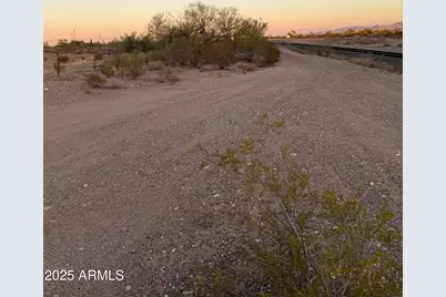 2650X W Gates Road #-, Morristown, AZ 85342 - Photo 5