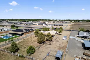 6802 N Citrus Rd, Waddell, AZ 85355 - Photo 25