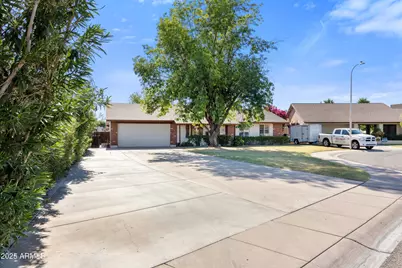 10032 N 42nd Avenue, Phoenix, AZ 85051 - Photo 3