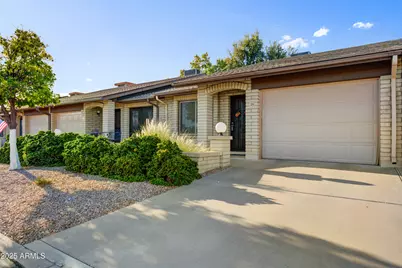 520 S Greenfield Road #26, Mesa, AZ 85206 - Photo 1