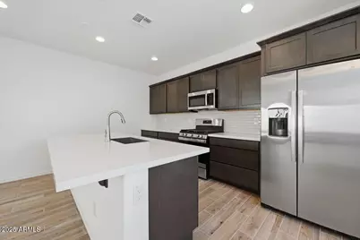 10002 W Piccadilly Road, Avondale, AZ 85392 - Photo 11