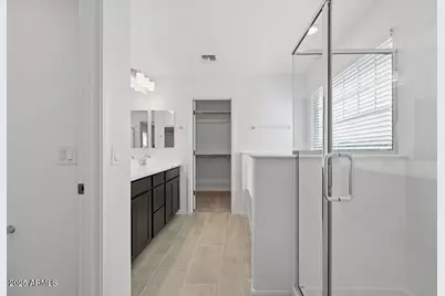 10002 W Piccadilly Road, Avondale, AZ 85392 - Photo 25