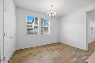 10002 W Piccadilly Road, Avondale, AZ 85392 - Photo 5