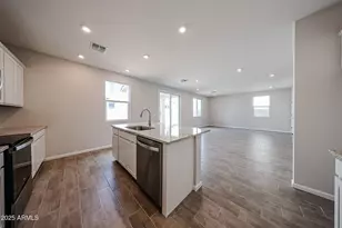 2742 E Dutchmans Trl, Apache Junction, AZ 85119 - Photo 13