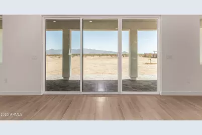 25117 W McArthur Road, Wittmann, AZ 85361 - Photo 9