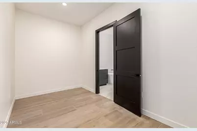 25117 W McArthur Road, Wittmann, AZ 85361 - Photo 33