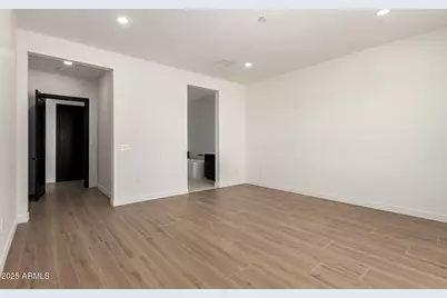 25117 W McArthur Road, Wittmann, AZ 85361 - Photo 19