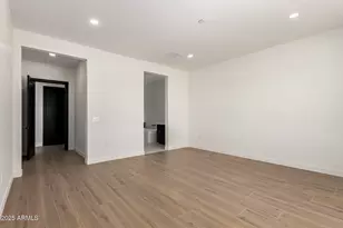 25117 W McArthur Rd, Wittmann, AZ 85361 - Photo 19