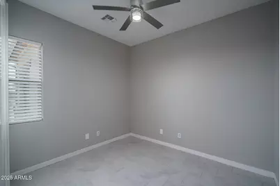 17144 W Mariposa Grande Boulevard, Surprise, AZ 85387 - Photo 29