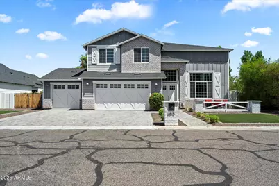 3810 E Devonshire Avenue, Phoenix, AZ 85018 - Photo 1