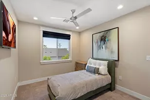 3810 E Devonshire Ave, Phoenix, AZ 85018 - Photo 17