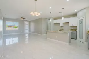 10199 W Bradshaw Dr, Arizona City, AZ 85123 - Photo 27