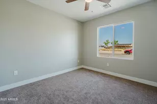 10199 W Bradshaw Dr, Arizona City, AZ 85123 - Photo 5