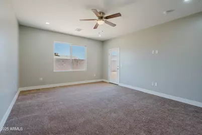 10199 W Bradshaw Drive, Arizona City, AZ 85123 - Photo 17