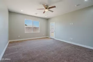 10199 W Bradshaw Dr, Arizona City, AZ 85123 - Photo 17