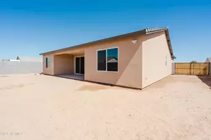 10199 W Bradshaw Dr, Arizona City, AZ 85123 - Photo 29