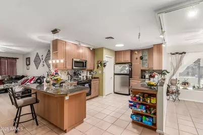 7008 S 46th Street, Phoenix, AZ 85042 - Photo 15