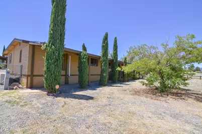 20415 E Sierra Drive E #8, Mayer, AZ 86333 - Photo 3