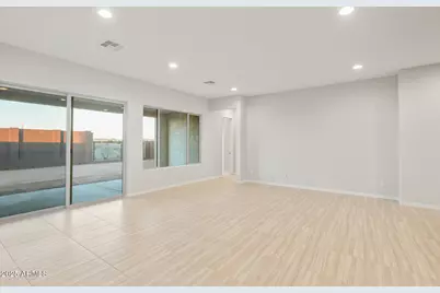 16158 W Red Bird Road, Surprise, AZ 85387 - Photo 17