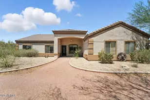 2296 W Dixon, San Tan Valley, AZ 85144 - Photo 1