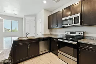 3330 S Gilbert Rd, Chandler, AZ 85286 - Photo 9