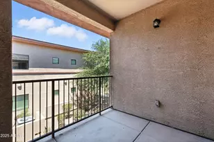 3330 S Gilbert Rd, Chandler, AZ 85286 - Photo 19