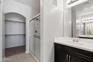 3330 S Gilbert Rd, Chandler, AZ 85286 - Photo 17