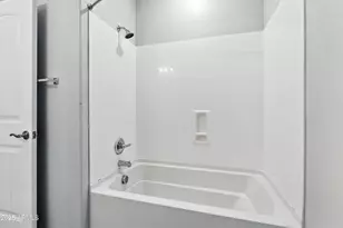 3330 S Gilbert Rd, Chandler, AZ 85286 - Photo 21