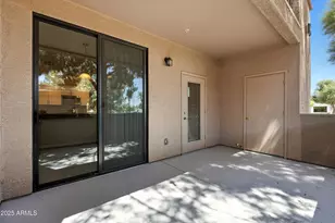 3330 S Gilbert Rd, Chandler, AZ 85286 - Photo 27