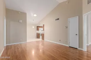 5136 E Evergreen St, Mesa, AZ 85205 - Photo 5