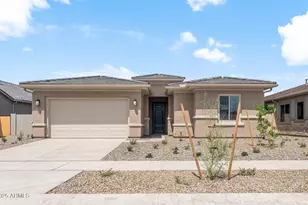 766 W Flatiron Trl, Apache Junction, AZ 85120 - Photo 1