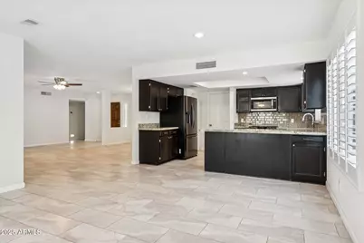 9622 W Taro Lane, Peoria, AZ 85382 - Photo 13