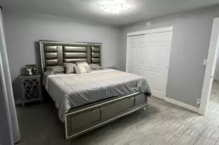 3639 W Lawrence Ln, Phoenix, AZ 85051 - Photo 11