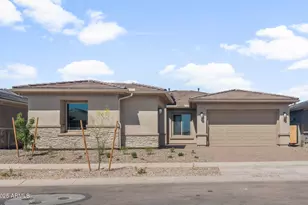 754 W Flatiron Trl, Apache Junction, AZ 85120 - Photo 1