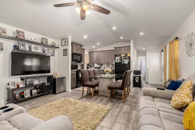 10810 N 91st Avenue #45, Peoria, AZ 85345 - Photo 9