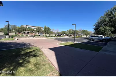 5701 W Talavi Boulevard #201, Glendale, AZ 85306 - Photo 37