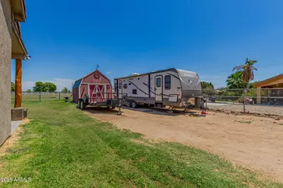 3013 S 201st Drive, Buckeye, AZ 85326 - Photo 35