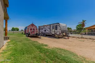 3013 S 201st Dr, Buckeye, AZ 85326 - Photo 35