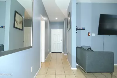 7347 W Hughes Drive, Phoenix, AZ 85043 - Photo 7