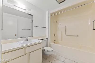 20017 N 101st Avenue, Sun City, AZ 85373 - Photo 13