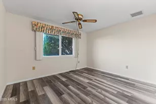 20017 N 101st Ave, Sun City, AZ 85373 - Photo 11