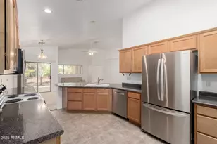 3234 E Maldonado Dr, Phoenix, AZ 85042 - Photo 13