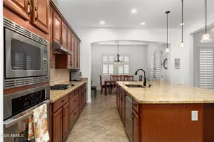 2825 E Harwell Rd, Phoenix, AZ 85042 - Photo 5