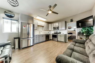 17200 W Bell Road #903, Surprise, AZ 85374 - Photo 11