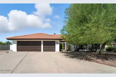3366 E Glade, Mesa, AZ 85204 - Photo 1