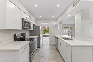 2518 E Osborn Rd, Phoenix, AZ 85016 - Photo 9